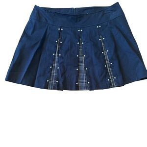 Elegant Black Skater Skirt with Plaid Details